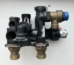 трехходовой клапан для котла Saunier Duval Isofast C35 F35 / Isotwin